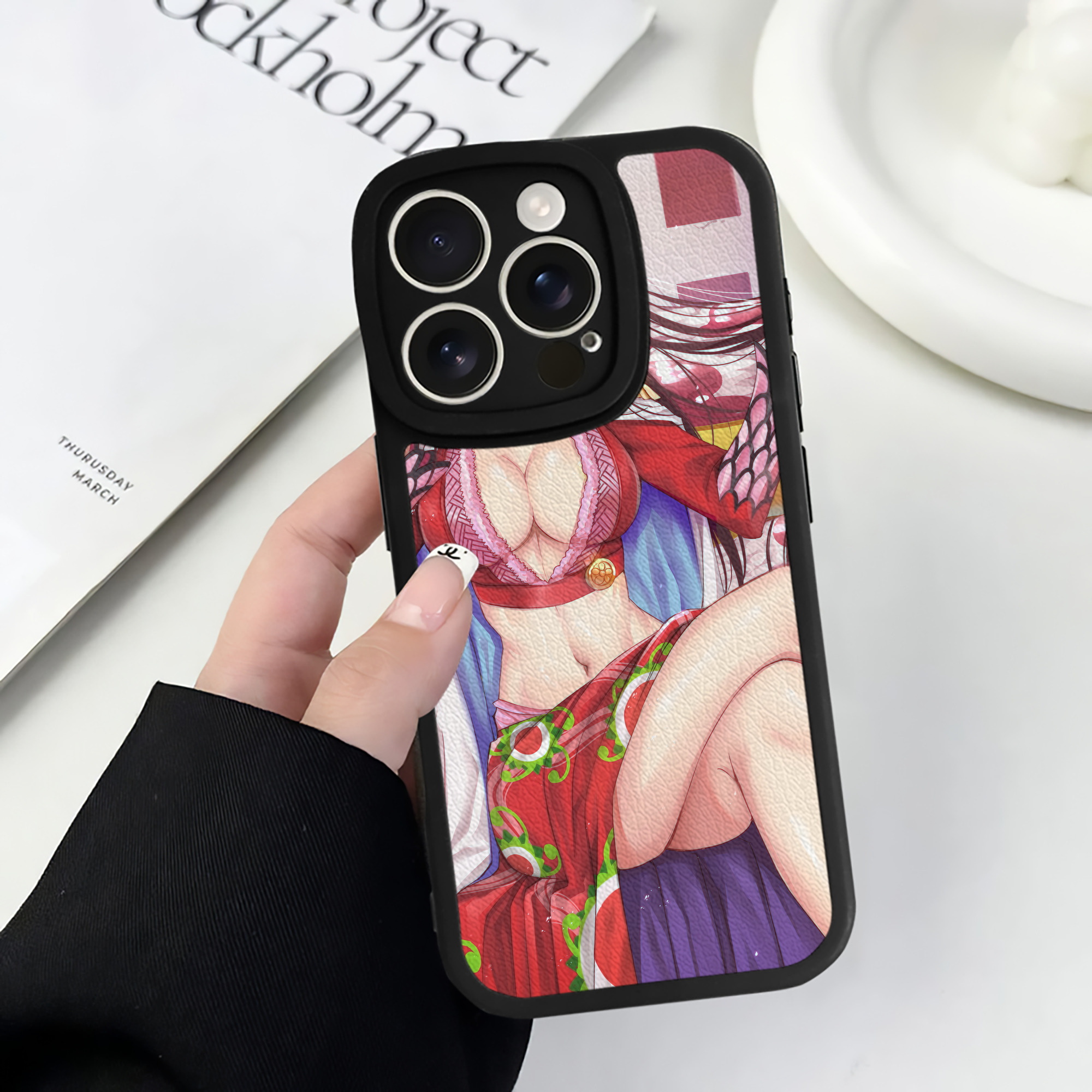 （画像用） ワンピース ONE PIECE 【iPhone 16シリーズ対応】シリコンスマホケース（レザー調） 材質：シリコン